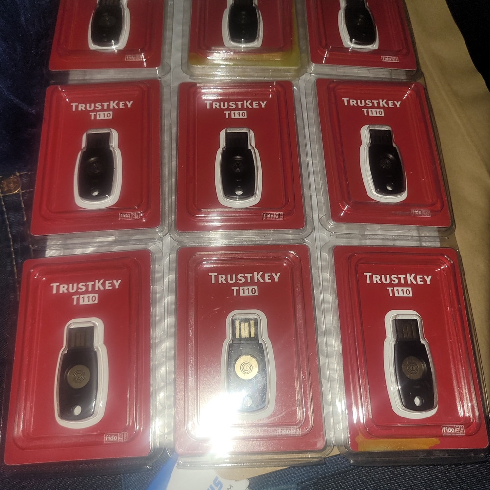T110 Black Security Key(8)